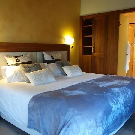 Otel Guillem & 4*