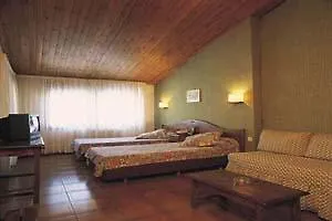 Guillem & Otel Encamp