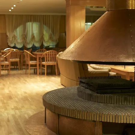 Otel Guillem & 4*