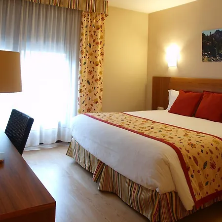 Guillem & Otel Encamp